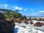 Pesona Pantai Karangtawulan: Tebing Eksotis dan Tanah Lot Tersembunyi di Selatan Tasikmalaya Pesona Pantai Karangtawulan: Tebing Eksotis dan Tanah Lot Tersembunyi di Selatan Tasikmalaya
