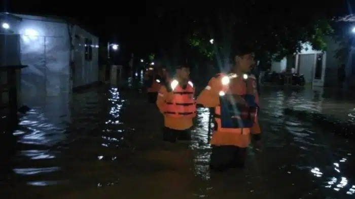 Wabup Cirebon Kekhawatiran Banjir Waled, Ribuan Warga Terdampak Wabup Cirebon Kekhawatiran Banjir Waled, Ribuan Warga Terdampak