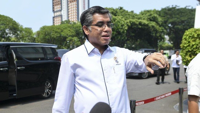 Menaker Luncurkan Lapor Menaker, Pekerja Ramai-ramai Ngadu Soal Gaji Menaker Luncurkan Lapor Menaker, Pekerja Ramai-ramai Ngadu Soal Gaji