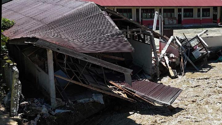 Kemendikbud serahkan kebijakan darurat kepada pemda Kemendikbud serahkan kebijakan darurat kepada pemda