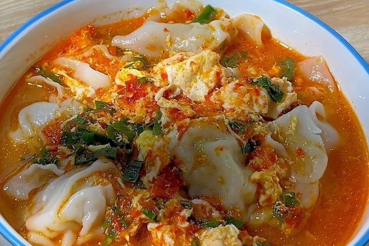 Resep Dimsum Seblak Pedas Gurih dengan Isian Ayam Lembut Resep Dimsum Seblak Pedas Gurih dengan Isian Ayam Lembut