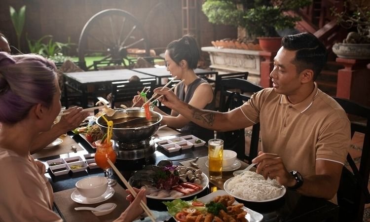 Wisata Kuliner Setelah Penerbangan: 10 Tempat Favorit di Sekitar Bandara Tjilik Riwut, Palangka Raya Wisata Kuliner Setelah Penerbangan: 10 Tempat Favorit di Sekitar Bandara Tjilik Riwut, Palangka Raya