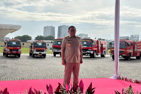 Pemprov DKI hibahkan 14 kendaraan damkar ke Bekasi dan Ambon Pemprov DKI hibahkan 14 kendaraan damkar ke Bekasi dan Ambon