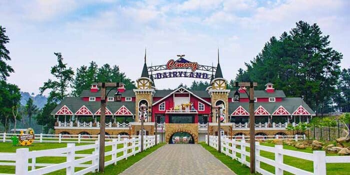 Cimory Dairyland Puncak: Tempat Wisata Keluarga di Bogor yang Seru! Cimory Dairyland Puncak: Tempat Wisata Keluarga di Bogor yang Seru!