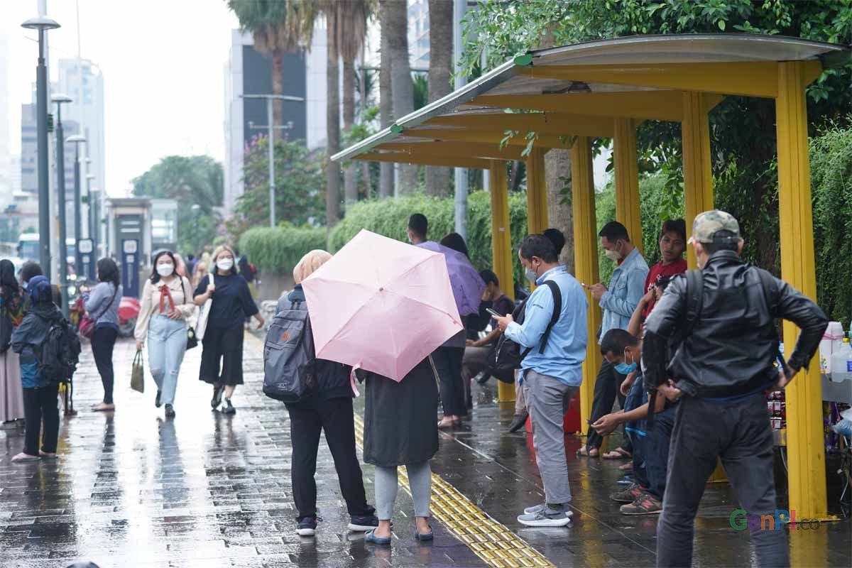 Ramalan Cuaca Hari Ini: Hujan Mengguyur Tasikmalaya Sejak Pagi Ramalan Cuaca Hari Ini: Hujan Mengguyur Tasikmalaya Sejak Pagi