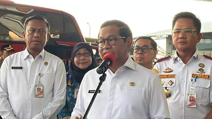 UMP Jakarta 2026 Dikritik Buruh, Pramono Santai: Silakan Ajukan Gugatan UMP Jakarta 2026 Dikritik Buruh, Pramono Santai: Silakan Ajukan Gugatan