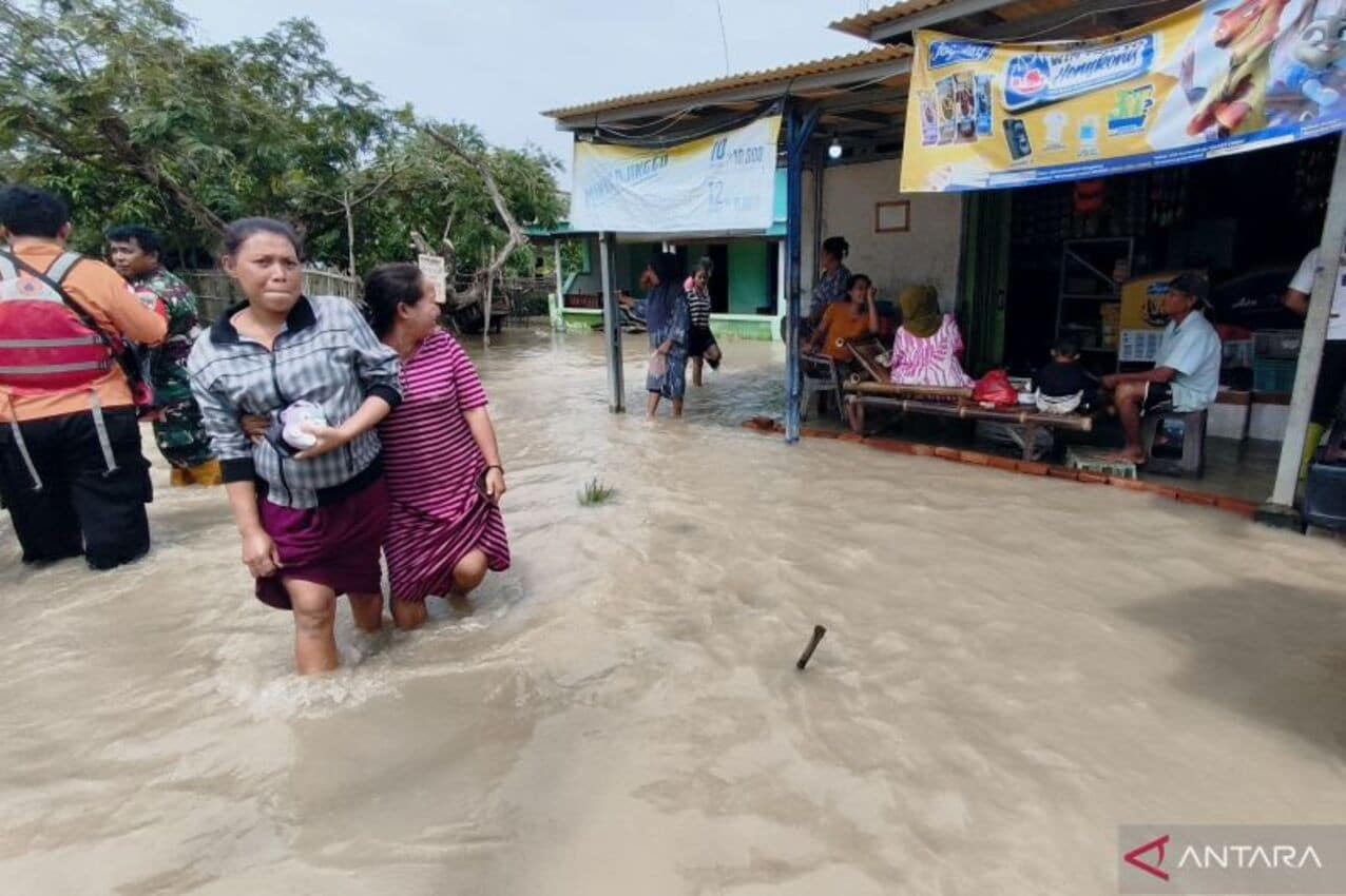 Banjir di 24 Desa Bekasi Perlahan Reda Banjir di 24 Desa Bekasi Perlahan Reda