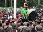 780 Personel Kawal Demo Sopir Angkot di Balai Kota Bogor