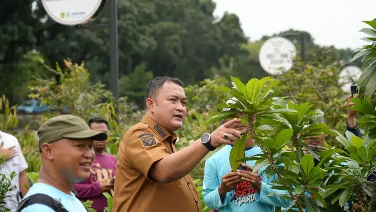 Perkuat Ketahanan Pangan, Bupati Bogor Resmikan Operasional Pasar Petani Garuda Perkuat Ketahanan Pangan, Bupati Bogor Resmikan Operasional Pasar Petani Garuda