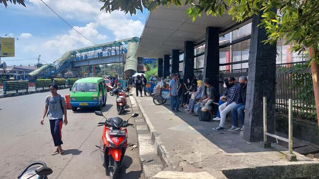 Penindakan Angkot Tua di Bogor, Mobil Berusia 20 Tahun Hanya Diberi Tilang Penindakan Angkot Tua di Bogor, Mobil Berusia 20 Tahun Hanya Diberi Tilang