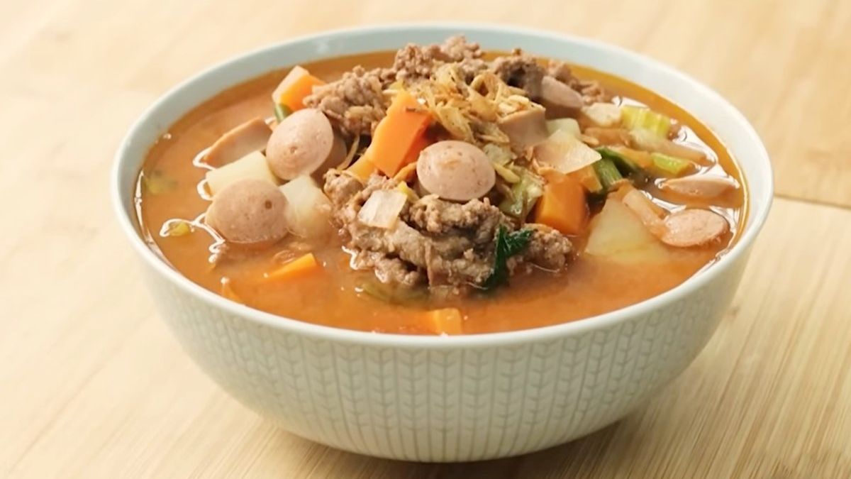 Hanya 15 Menit! Sup Tomat Daging Iris Enak Khas Devina, Seger dan Lezat dengan Nasi Hangat Hanya 15 Menit! Sup Tomat Daging Iris Enak Khas Devina, Seger dan Lezat dengan Nasi Hangat