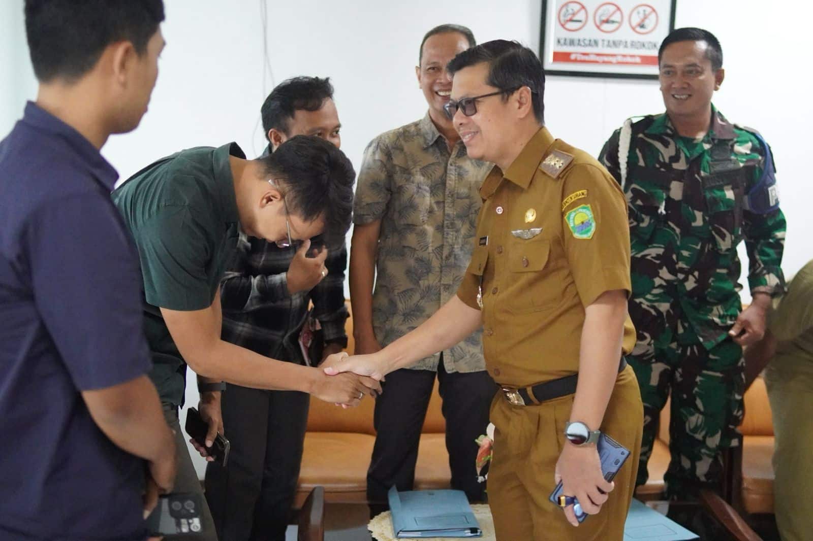 Wabup Subang Tegaskan Tidak Ada Kompromi bagi Perusak Generasi Wabup Subang Tegaskan Tidak Ada Kompromi bagi Perusak Generasi