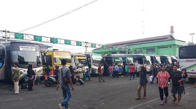 Anak Kecil Wajib Bayar Tiket Bus? Ini Alasannya Anak Kecil Wajib Bayar Tiket Bus? Ini Alasannya