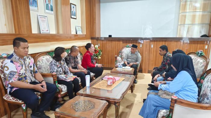 Kemenkum Sulteng Dorong Produk Unggulan Banggai Laut Masuk Pasar Nasional Kemenkum Sulteng Dorong Produk Unggulan Banggai Laut Masuk Pasar Nasional