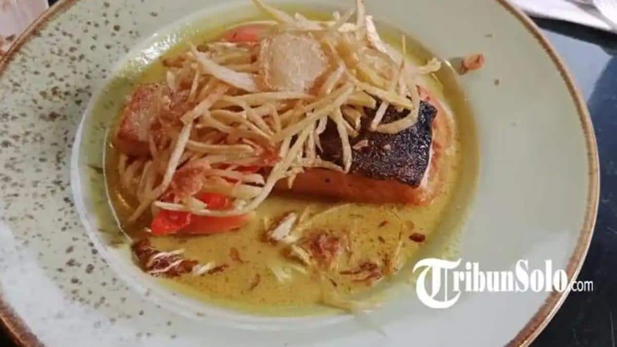 Kuliner Lezat Boyolali: Gulai Ikan Salmon dan Iga Geprek yang Menggugah Selera Kuliner Lezat Boyolali: Gulai Ikan Salmon dan Iga Geprek yang Menggugah Selera