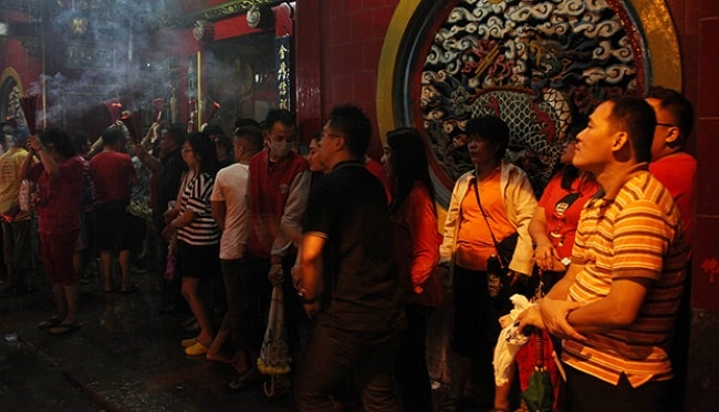 Hujan deras mengguyur Jakarta saat Imlek, cek lokasi terparahnya Hujan deras mengguyur Jakarta saat Imlek, cek lokasi terparahnya