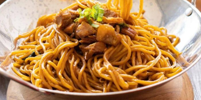 6 Kuliner Non Halal Terdekat di Bandung yang Membuat Penasaran 6 Kuliner Non Halal Terdekat di Bandung yang Membuat Penasaran