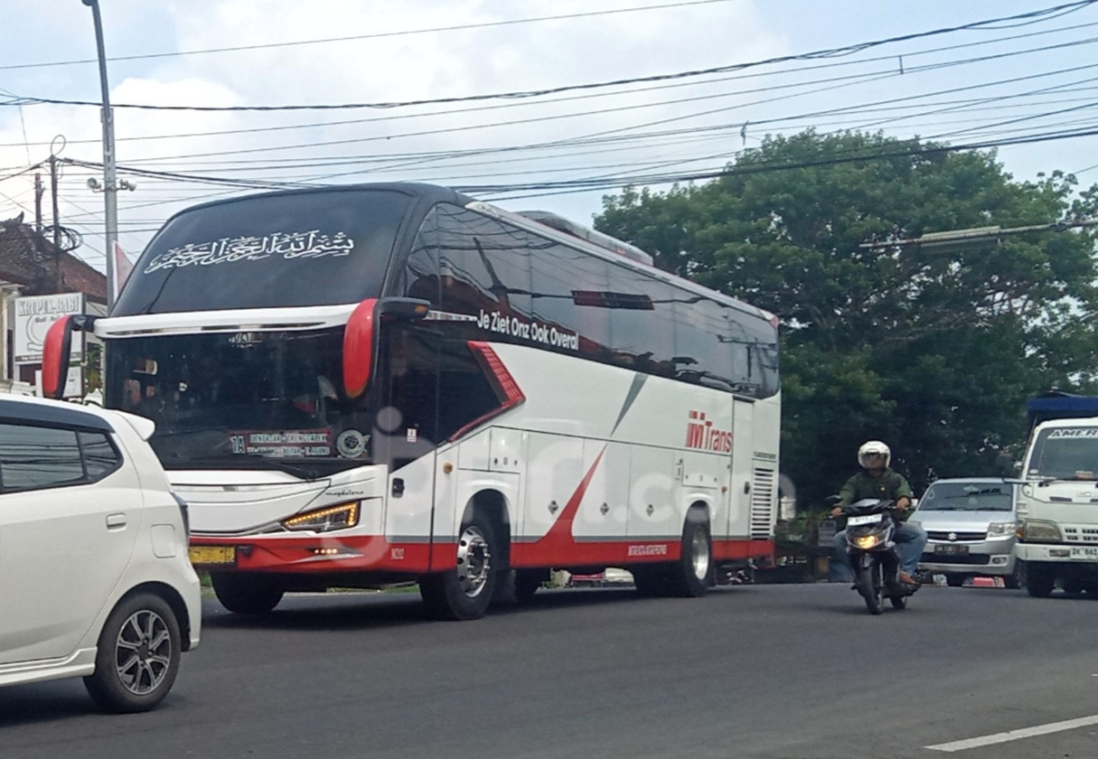 Jadwal dan harga tiket bus AKAP Bali ke Jawa Senin (23/2), cek sekarang! Jadwal dan harga tiket bus AKAP Bali ke Jawa Senin (23/2), cek sekarang!