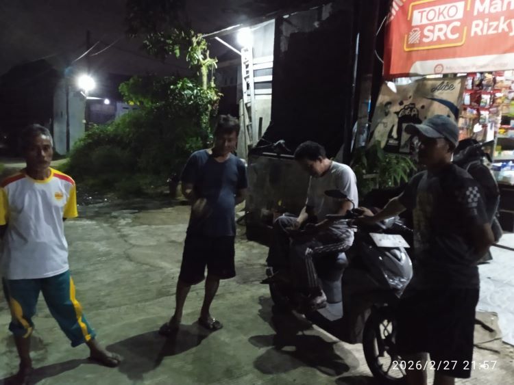 Warga Griya Salak Endah 2 Siaga Hadapi Potensi Kemalingan Jelang Lebaran Warga Griya Salak Endah 2 Siaga Hadapi Potensi Kemalingan Jelang Lebaran