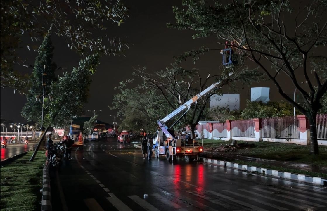 Rudy Susmanto Tinjau Bencana Bogor, Pastikan Pakansari Kembali Aman Rudy Susmanto Tinjau Bencana Bogor, Pastikan Pakansari Kembali Aman
