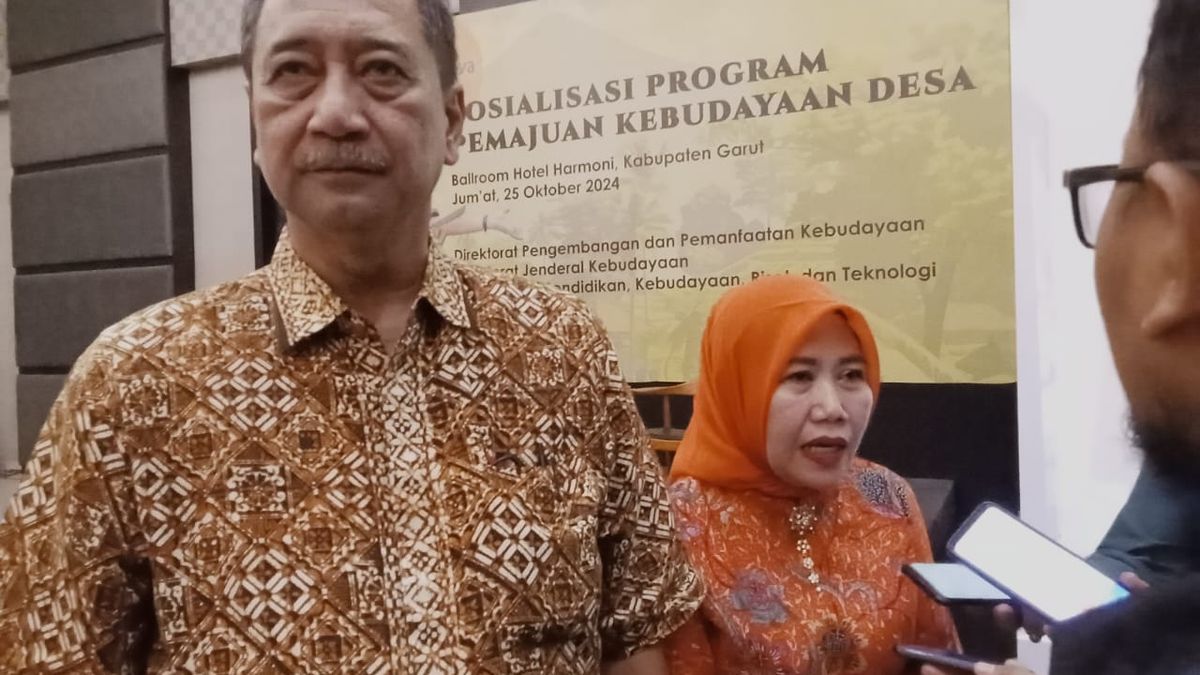 Komisi X DPR RI Dorong Garut Manfaatkan Budaya untuk Kembangkan Wisata Berdaya Ekonomi Komisi X DPR RI Dorong Garut Manfaatkan Budaya untuk Kembangkan Wisata Berdaya Ekonomi