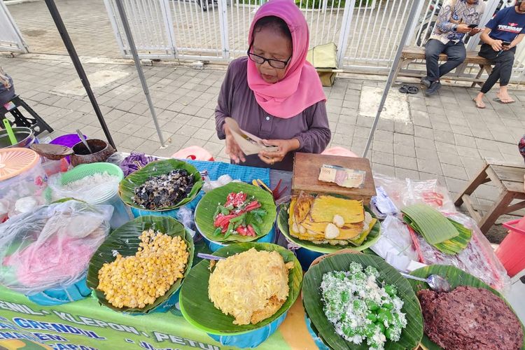 Hati-hati dengan makanan berwarna mencolok saat cari takjil di Ramadhan Hati-hati dengan makanan berwarna mencolok saat cari takjil di Ramadhan