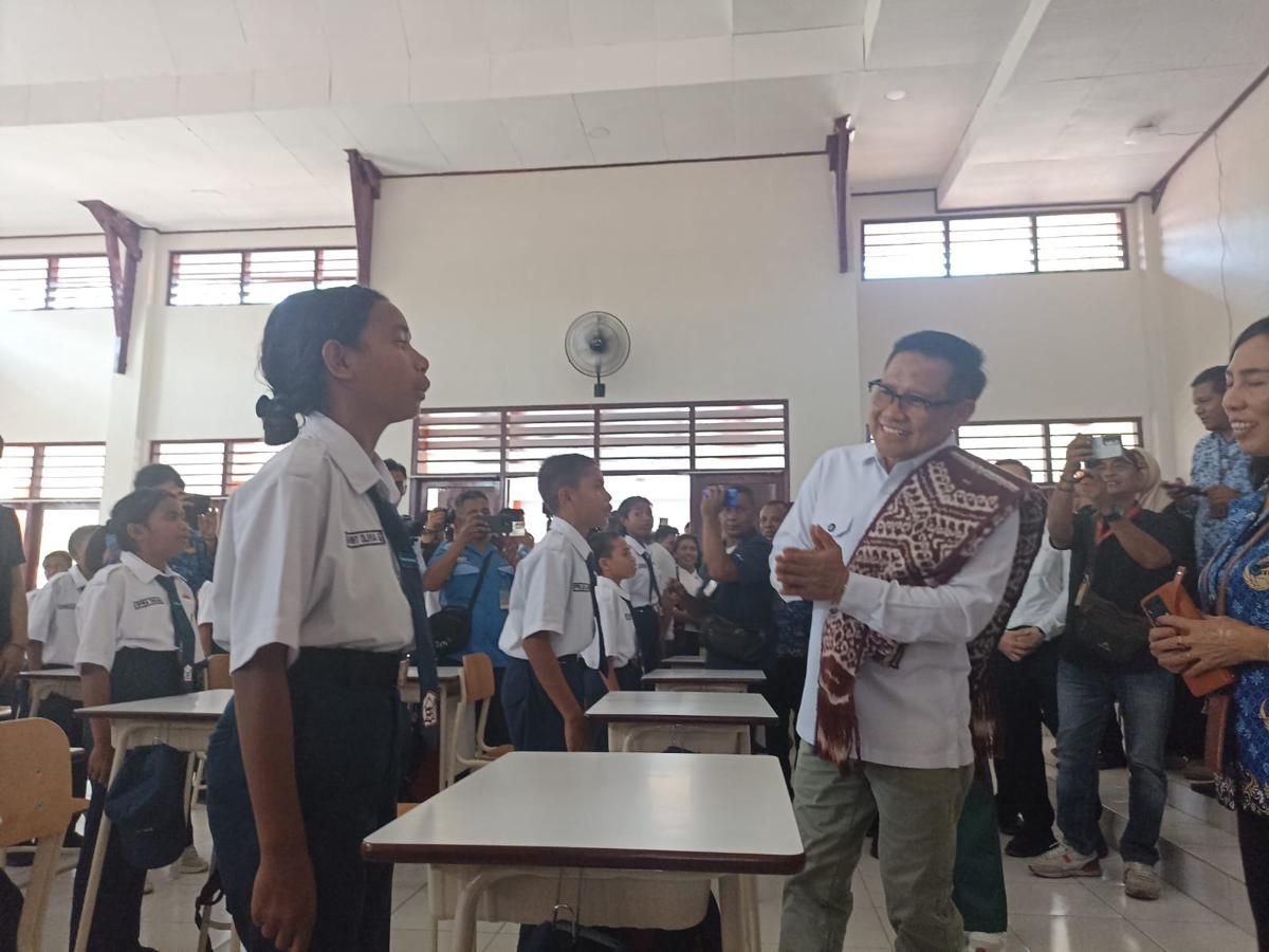 Pemerintah Pastikan Pembelajaran Daring Bukan Prioritas, Sekolah Tetap Laksanakan Kegiatan Secara Luring Pemerintah Pastikan Pembelajaran Daring Bukan Prioritas, Sekolah Tetap Laksanakan Kegiatan Secara Luring