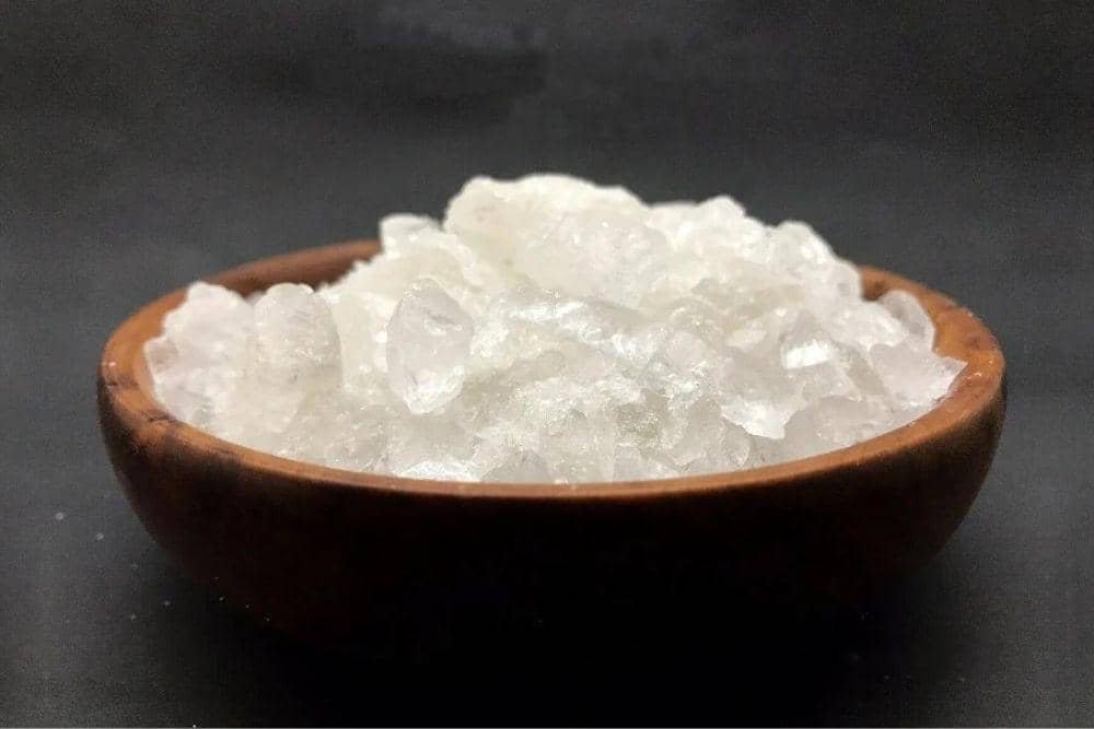 Cara menggunakan tawas untuk ketiak, bau tubuh hilang secara alami Cara menggunakan tawas untuk ketiak, bau tubuh hilang secara alami