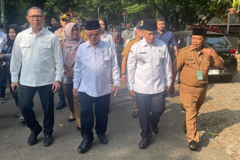 Mendikdasmen kunjungi 2 sekolah di Depok, sosialisasi PP Tunas Mendikdasmen kunjungi 2 sekolah di Depok, sosialisasi PP Tunas