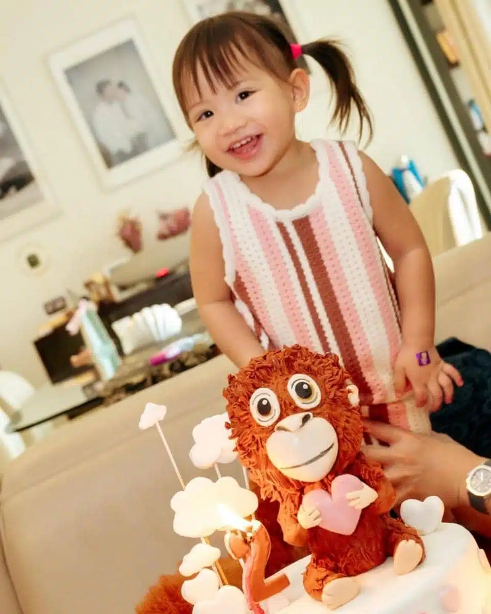 8 momen bahagia ulang tahun Kyarra, putri Jessica Mila 8 momen bahagia ulang tahun Kyarra, putri Jessica Mila