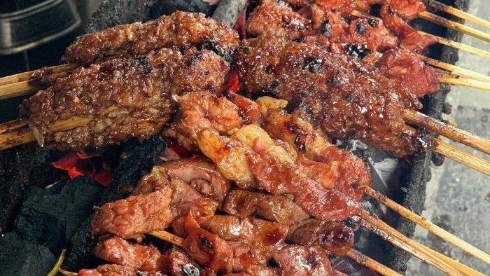 5 Sate Buntel Lezat di Solo yang Harus Dicoba Saat Libur Lebaran 5 Sate Buntel Lezat di Solo yang Harus Dicoba Saat Libur Lebaran
