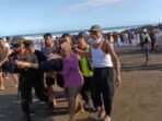 Wisatawan Tewas Tenggelam Saat Selamatkan Anak di Pantai Tasikmalaya Wisatawan Tewas Tenggelam Saat Selamatkan Anak di Pantai Tasikmalaya
