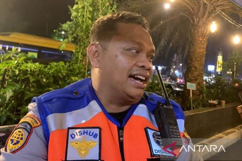 Dishub Cianjur Perbaiki PJU Jalan Pramuka yang Dikeluhkan Pemudik Dishub Cianjur Perbaiki PJU Jalan Pramuka yang Dikeluhkan Pemudik