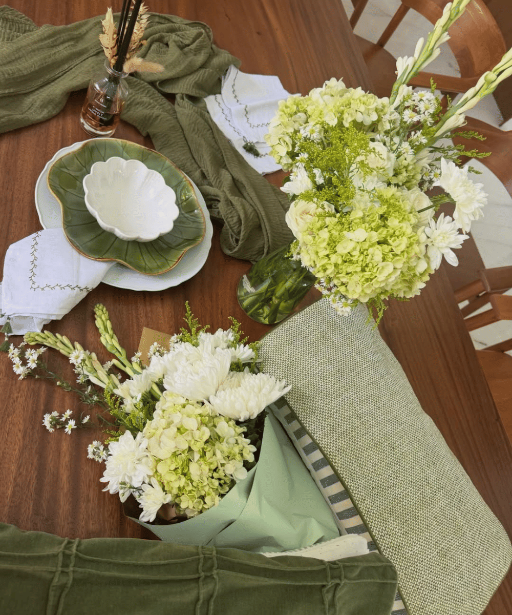 7 foto dekorasi ruang makan Tiara Pangestika saat Lebaran, nuansa hijau memukau 7 foto dekorasi ruang makan Tiara Pangestika saat Lebaran, nuansa hijau memukau