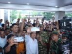 Dedi Mulyadi Liburkan Angkot di Sukabumi Saat Arus Balik Lebaran, Sopir Dapat Ganti Rugi Dedi Mulyadi Liburkan Angkot di Sukabumi Saat Arus Balik Lebaran, Sopir Dapat Ganti Rugi