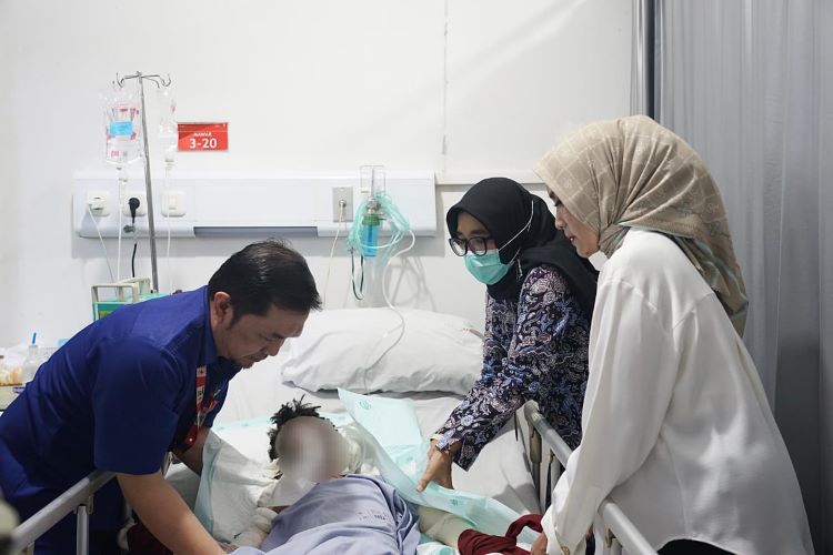 Yantie Rachim Jenguk Korban Kebakaran Tegallega, Pastikan Pendampingan Yantie Rachim Jenguk Korban Kebakaran Tegallega, Pastikan Pendampingan
