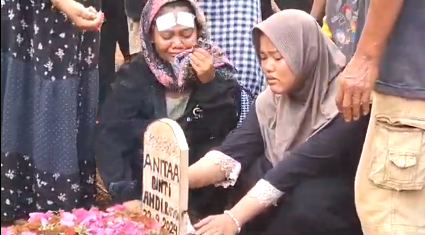 Enam Korban Kecelakaan di Majalengka Tewas, Pemkab Karawang Kirim 8 Ambulans Enam Korban Kecelakaan di Majalengka Tewas, Pemkab Karawang Kirim 8 Ambulans