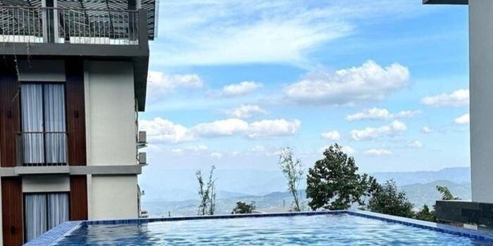 Lihat Satwa di Kaki Gunung Ciremai, Pengunjung Bisa Beri Makan Rusa dan Alpaka Lihat Satwa di Kaki Gunung Ciremai, Pengunjung Bisa Beri Makan Rusa dan Alpaka