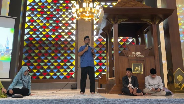 Sekda Bogor Apresiasi Smartren Ekologi Takzim SMAN 2 Cibinong Sekda Bogor Apresiasi Smartren Ekologi Takzim SMAN 2 Cibinong