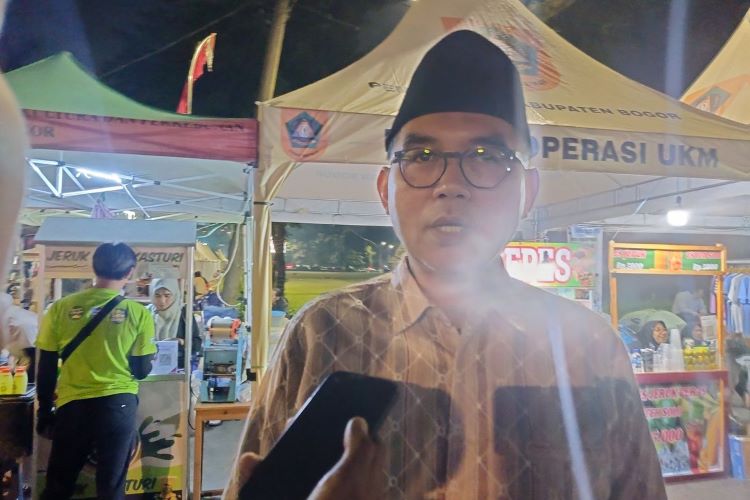 Sekda Bogor Larang Aparatur dan Kades Minta THR ke Pengusaha Sekda Bogor Larang Aparatur dan Kades Minta THR ke Pengusaha