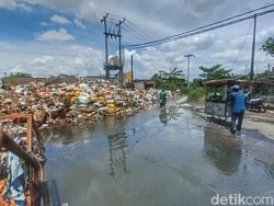 DLH Bandung Pastikan Tumpukan Sampah di Monju Bukan Pembiaran, Ini Penjelasannya DLH Bandung Pastikan Tumpukan Sampah di Monju Bukan Pembiaran, Ini Penjelasannya