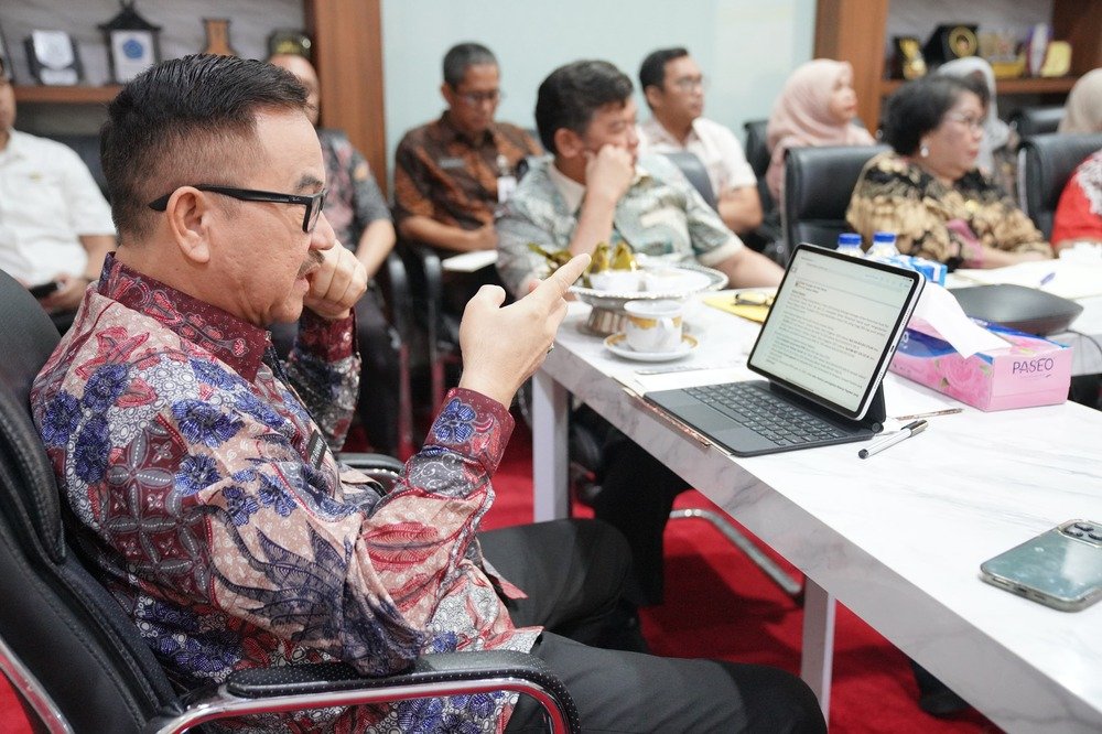 Respons Atas Isu Pembatasan Belanja Pegawai 30 Persen, Sekda Pangandaran Tekankan Efisiensi dan Optimalisasi Pendapatan Respons Atas Isu Pembatasan Belanja Pegawai 30 Persen, Sekda Pangandaran Tekankan Efisiensi dan Optimalisasi Pendapatan