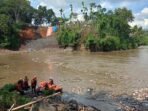 Warga Bogor Tersapu Sungai Cilamajang Tasikmalaya Belum Ditemukan, Pencarian Lanjut ke Ciwulan Warga Bogor Tersapu Sungai Cilamajang Tasikmalaya Belum Ditemukan, Pencarian Lanjut ke Ciwulan