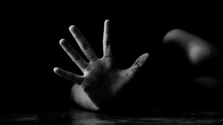 Polres Cirebon Bongkar Kasus Pemerkosaan Pelatih Voli Polres Cirebon Bongkar Kasus Pemerkosaan Pelatih Voli