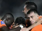 Hasil Super Liga 2025/2026: Borneo FC Tekuk Semen Padang, Jarak dengan Persib Bandung Menipis! Hasil Super Liga 2025/2026: Borneo FC Tekuk Semen Padang, Jarak dengan Persib Bandung Menipis!