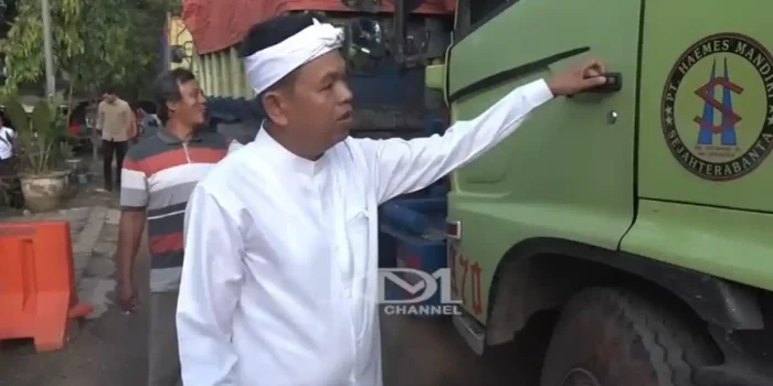 Dedi Mulyadi Tahan Truk Pengangkut Tanah di Subang, Dibawa Putar Balik ke Jakarta