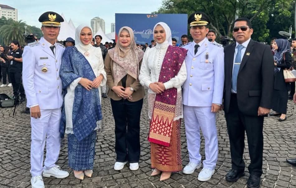 Dari memulung ke sekolah rakyat: langkah baru Fikri didampingi bupati dan kapolres Sumedang Dari memulung ke sekolah rakyat: langkah baru Fikri didampingi bupati dan kapolres Sumedang