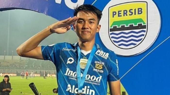Setelah Lewati Andritany, Kiper Persib Bandung Siap Pecahkan Rekor Yoo Jae-hoon Setelah Lewati Andritany, Kiper Persib Bandung Siap Pecahkan Rekor Yoo Jae-hoon