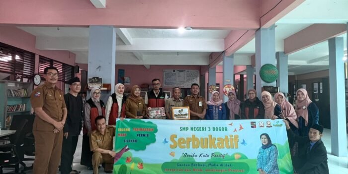 SERBUKATIF Bergema di SMPN 3 Kota Bogor pada Peringatan Hari Kartini SERBUKATIF Bergema di SMPN 3 Kota Bogor pada Peringatan Hari Kartini