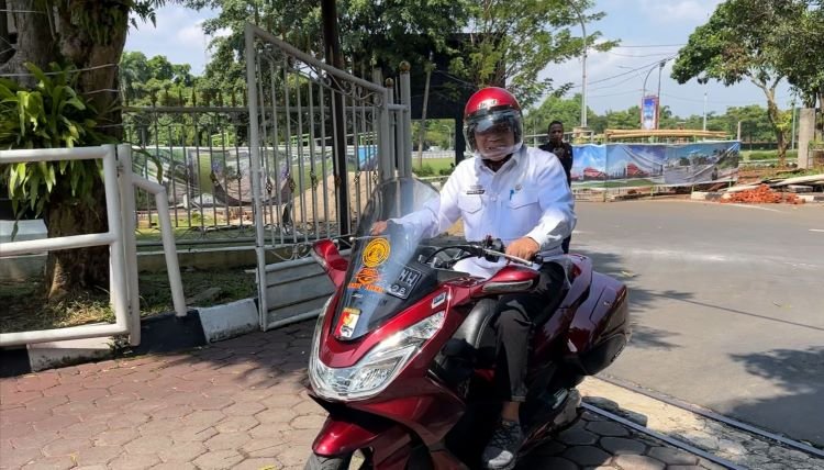 ASN Bogor Dukung Efisiensi BBM dengan Transportasi Ramah Lingkungan ASN Bogor Dukung Efisiensi BBM dengan Transportasi Ramah Lingkungan